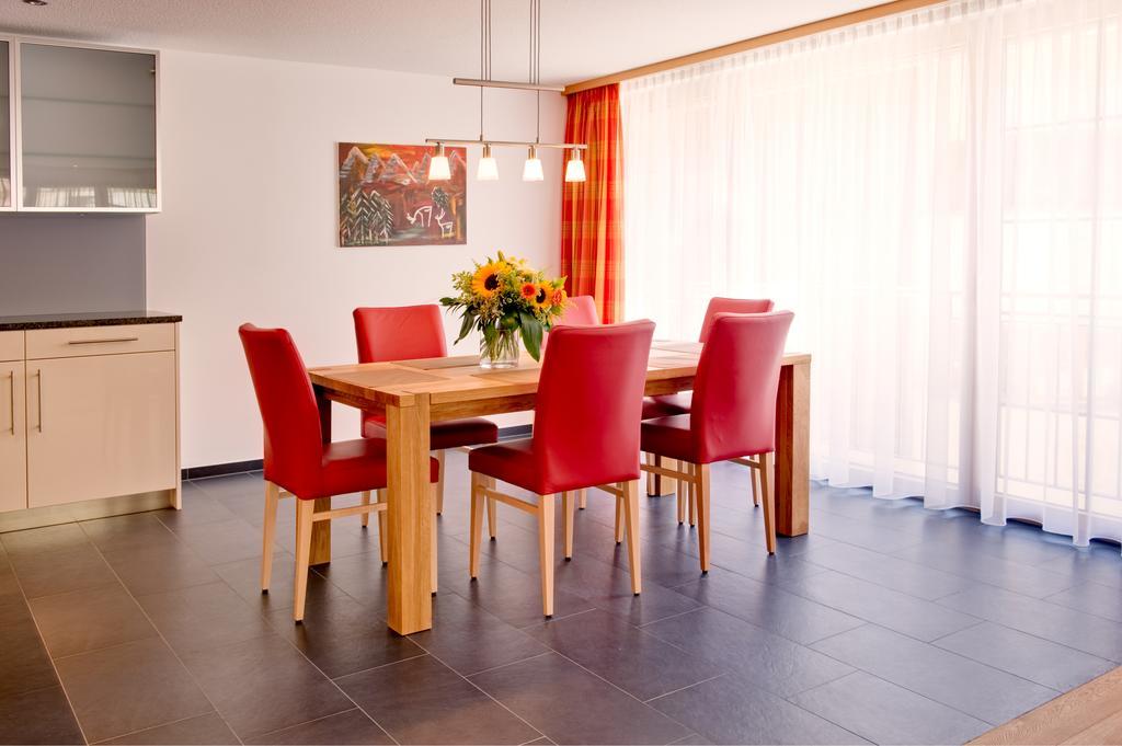 Jaegerhof Serviced Apartements Zermatt Room photo
