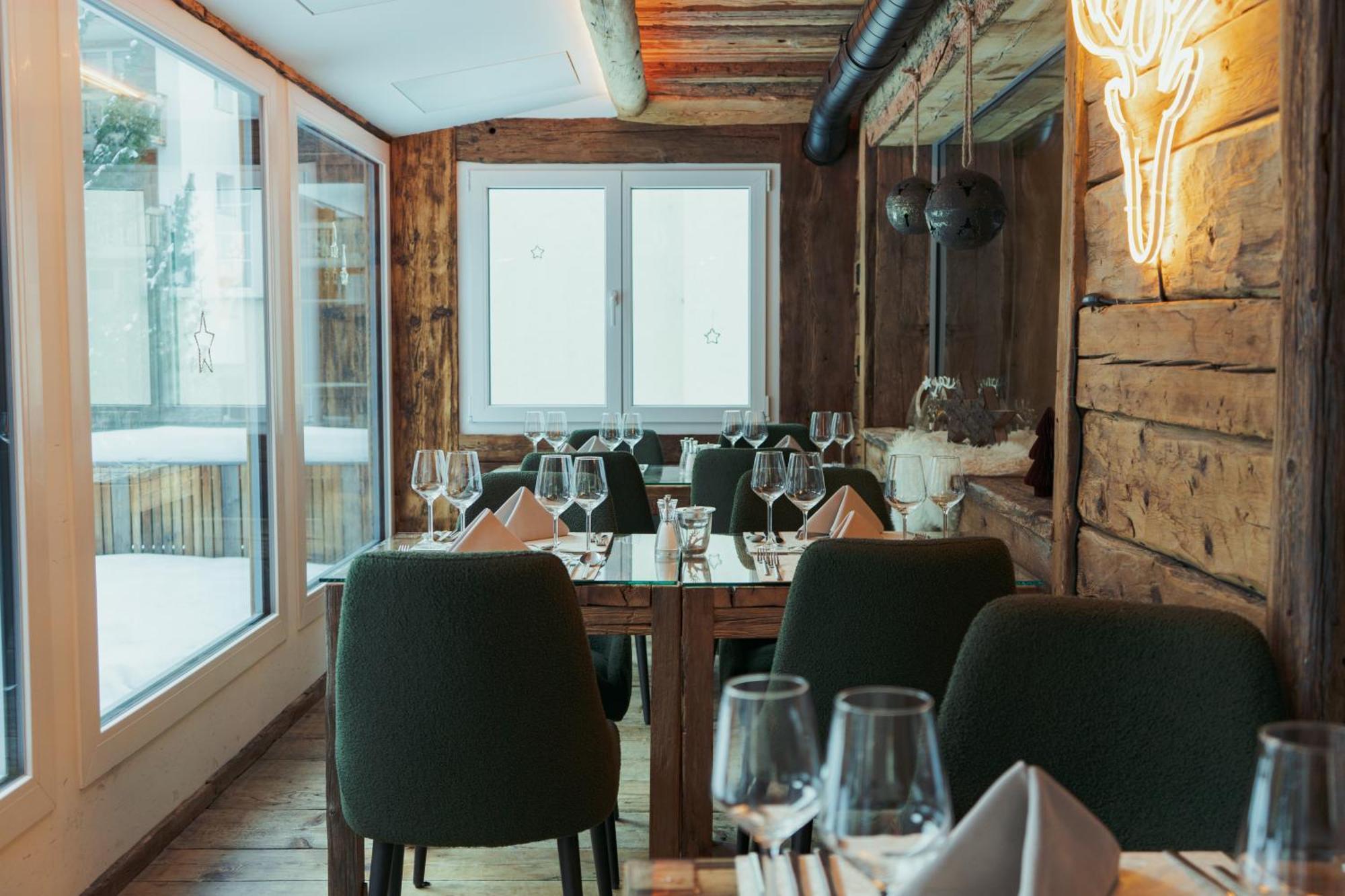 Jaegerhof Serviced Apartements Zermatt Exterior photo